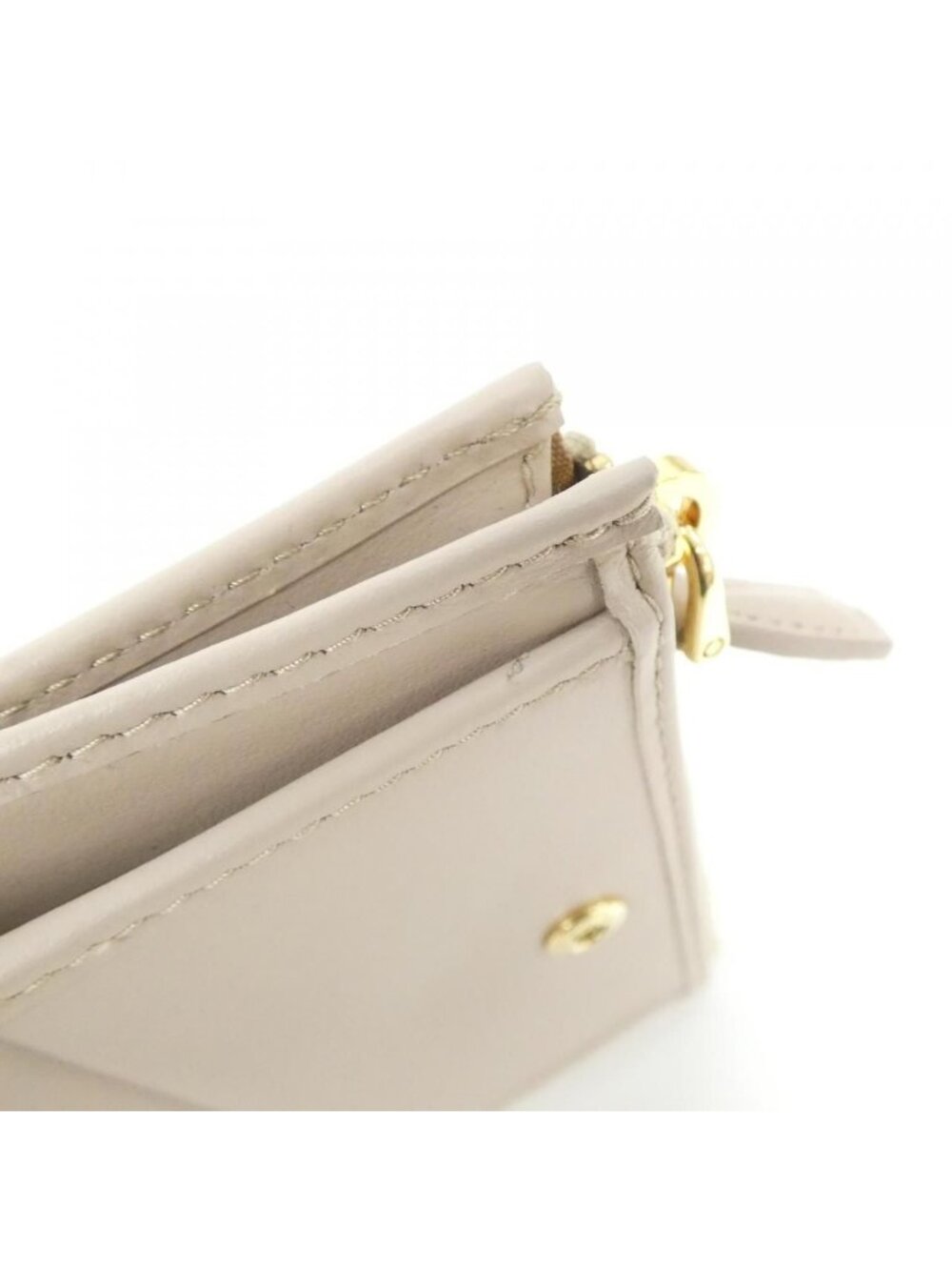 Prada Wallet Gold - Picture 4 of 5
